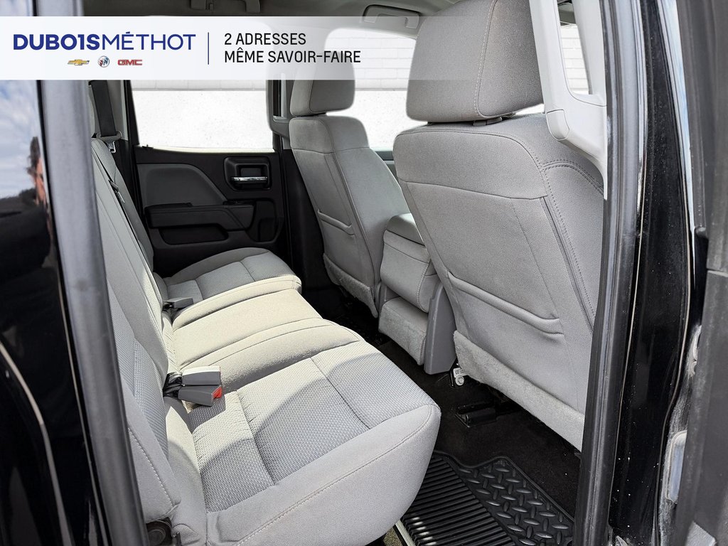 Chevrolet Silverado 1500 CUSTOM, V8 5.3L, DOUBLE CAB, 4X4, 6 1/2 PIEDS !!! 2018 à Victoriaville, Québec - 11 - w1024h768px