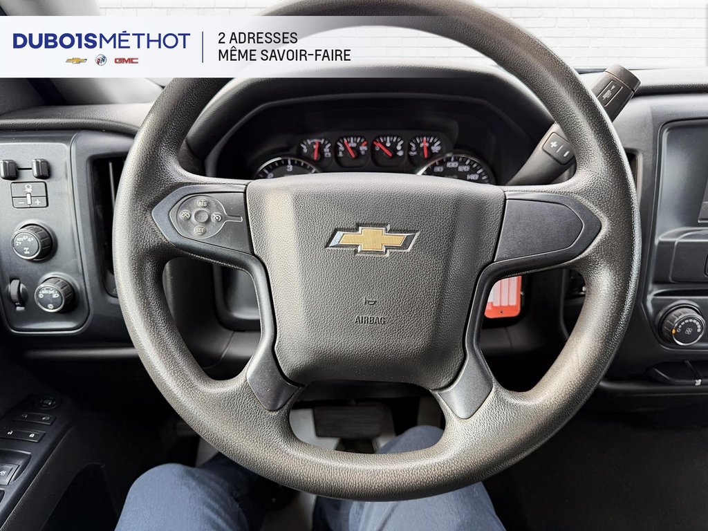 Chevrolet Silverado 1500 CUSTOM, V8 5.3L, DOUBLE CAB, 4X4, 6 1/2 PIEDS !!! 2018 à Victoriaville, Québec - 19 - w1024h768px