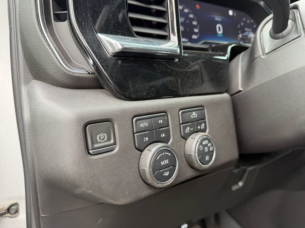 2022 Chevrolet Silverado 1500 in Plessisville, Quebec - 19 - w1024h768px