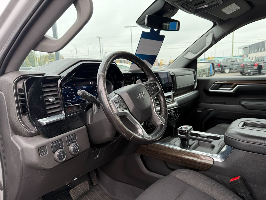 2022 Chevrolet Silverado 1500 in Plessisville, Quebec - 15 - w1024h768px