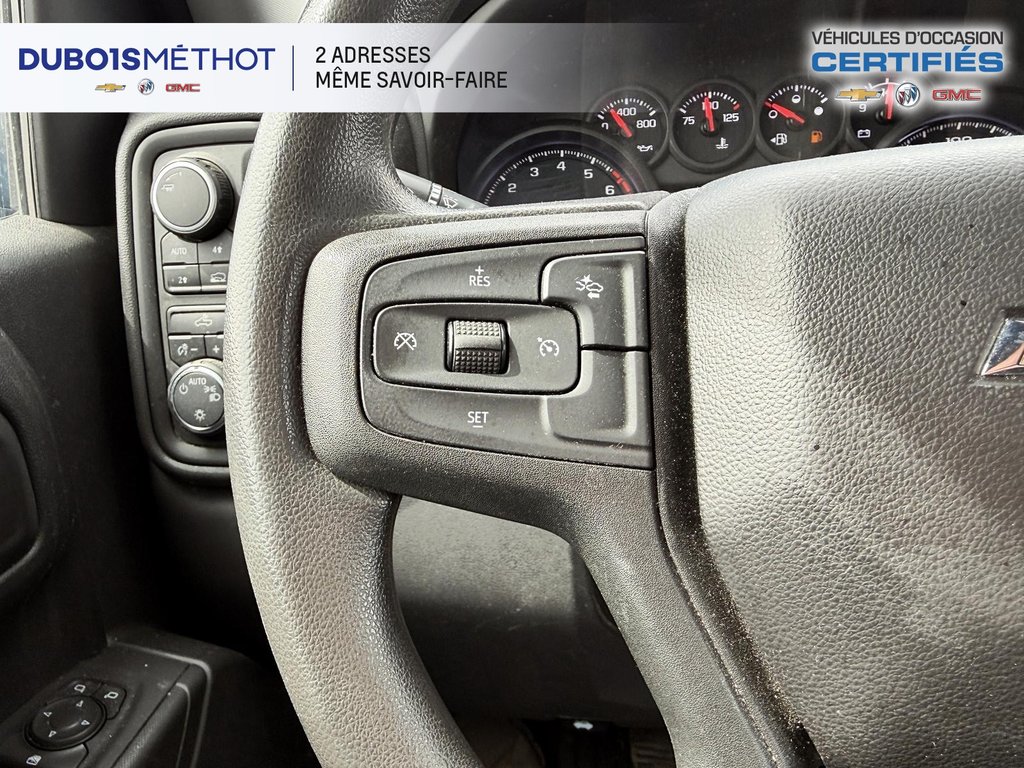 2022 Chevrolet Silverado 1500 CUSTOM, 2.7L TURBO, CREW, 4X4, CARPLAY CAMERA !!! in Victoriaville, Quebec - 18 - w1024h768px