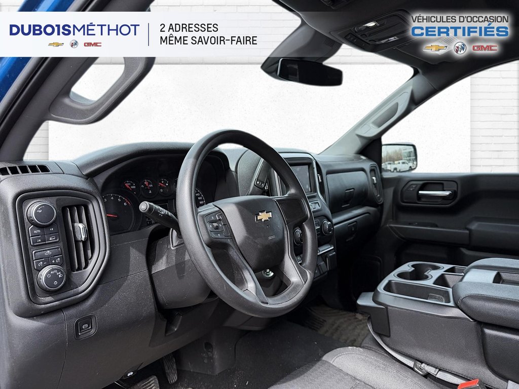 2022 Chevrolet Silverado 1500 CUSTOM, 2.7L TURBO, CREW, 4X4, CARPLAY CAMERA !!! in Victoriaville, Quebec - 14 - w1024h768px