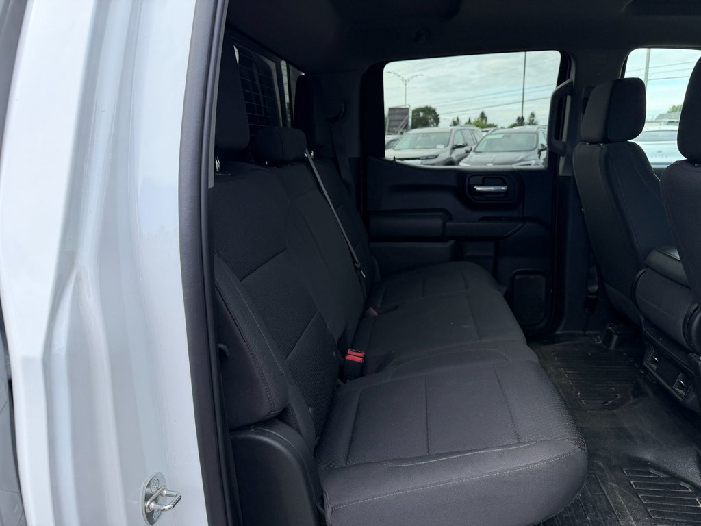 2022 Chevrolet Silverado 1500 in Plessisville, Quebec - 10 - w1024h768px