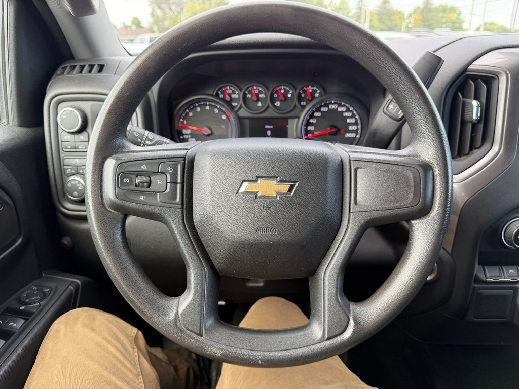 2022 Chevrolet Silverado 1500 in Plessisville, Quebec - 17 - w1024h768px