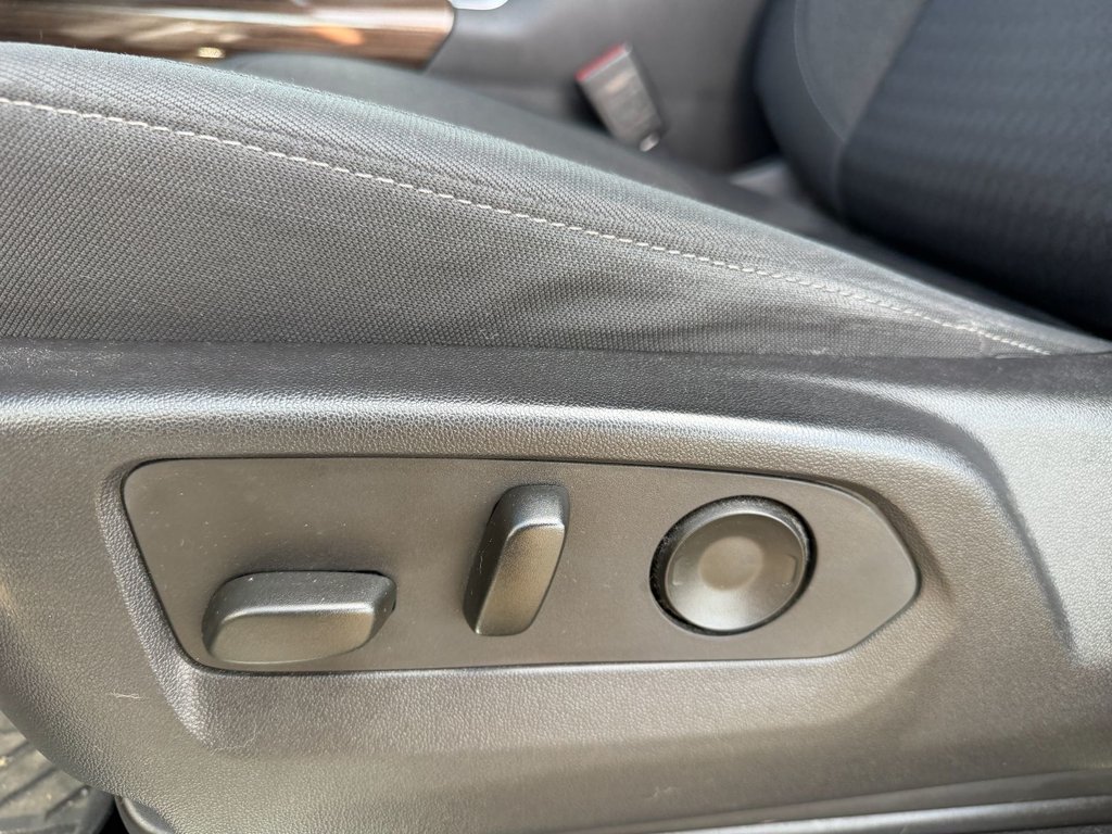 2023 Chevrolet Silverado 1500 in Plessisville, Quebec - 21 - w1024h768px