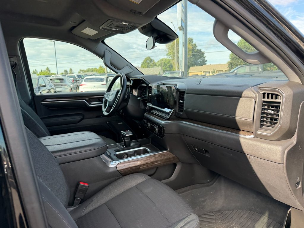 2023 Chevrolet Silverado 1500 in Plessisville, Quebec - 14 - w1024h768px