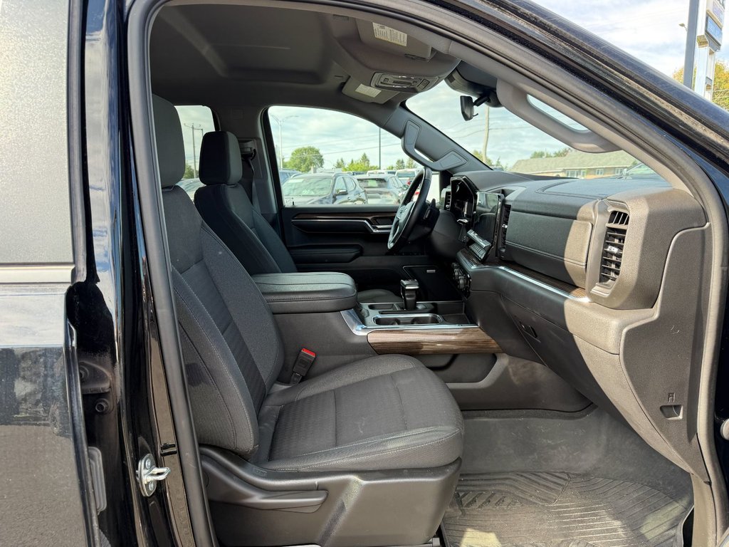 2023 Chevrolet Silverado 1500 in Plessisville, Quebec - 13 - w1024h768px