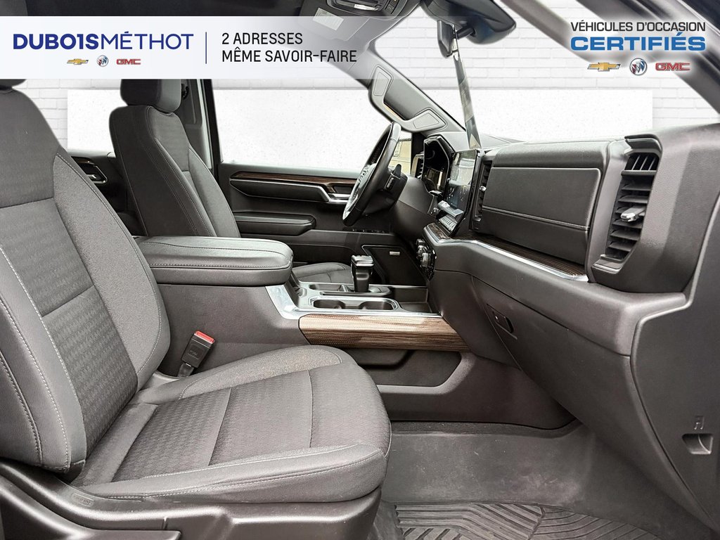 2023 Chevrolet Silverado 1500 in Plessisville, Quebec - 17 - w1024h768px