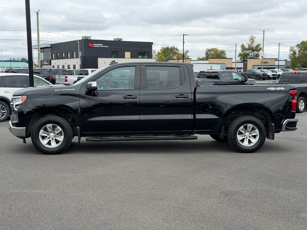 Chevrolet Silverado 1500  2023 à Victoriaville, Québec - 3 - w1024h768px