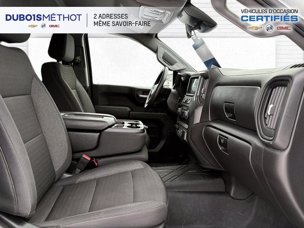 2024 Chevrolet Silverado 1500 CUSTOM TRAIL BOSS, V8 5.3L,4X4, Z71 !!! in Victoriaville, Quebec - 15 - w1024h768px