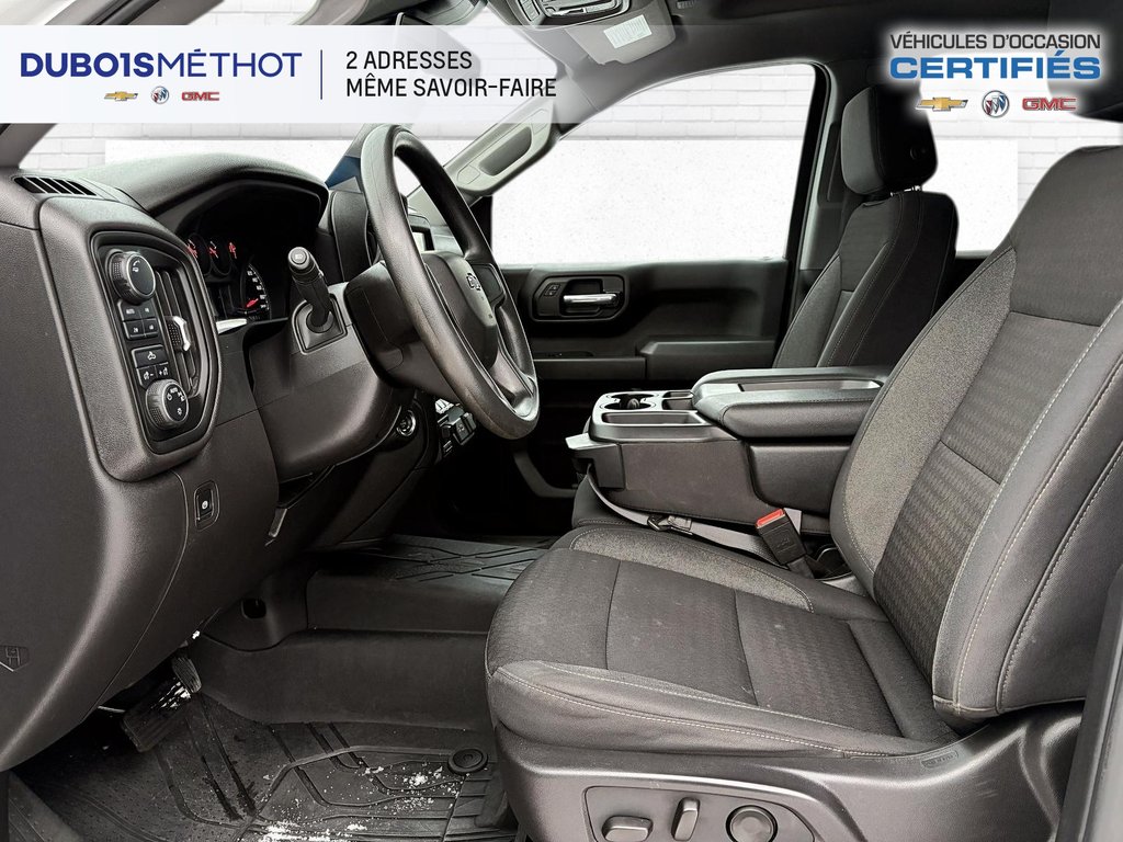 2024 Chevrolet Silverado 1500 CUSTOM TRAIL BOSS, V8 5.3L,4X4, Z71 !!! in Victoriaville, Quebec - 18 - w1024h768px