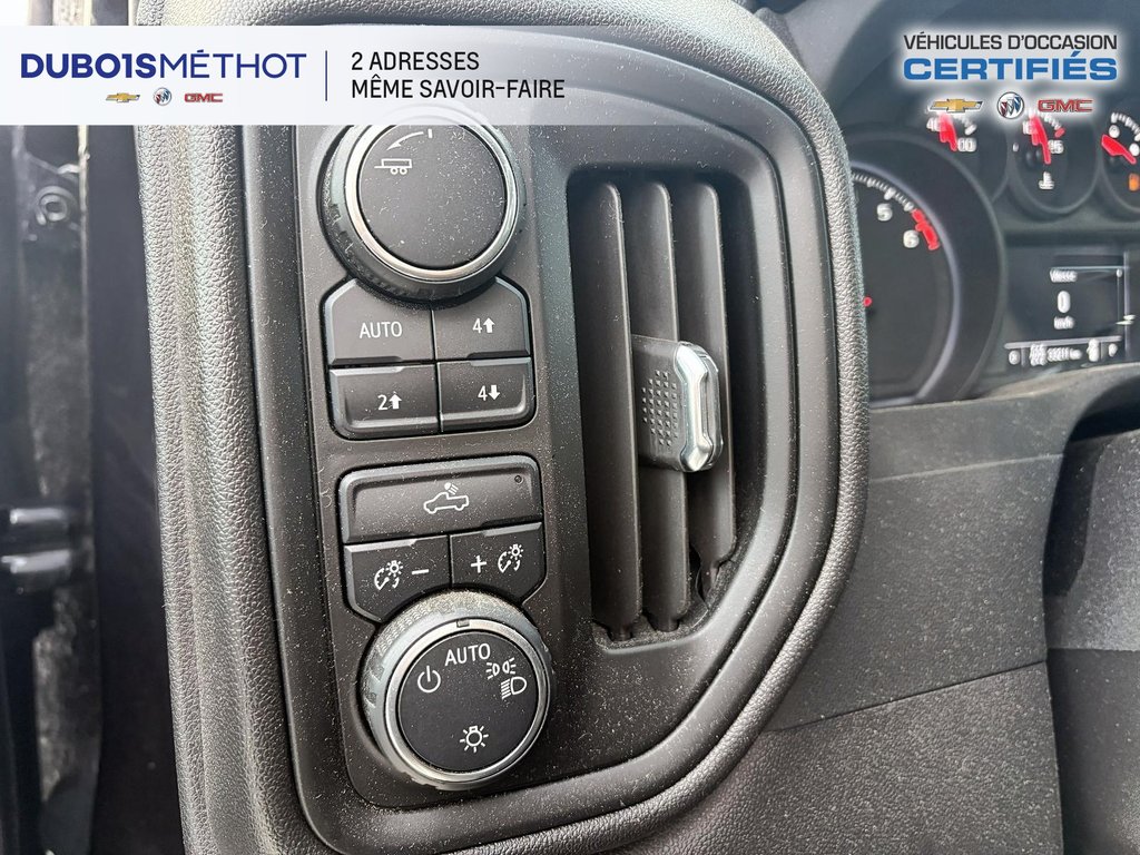 2024 Chevrolet Silverado 1500 CUSTOM TRAIL BOSS, V8 5.3L, 4X4, Z71, CREW !!! in Victoriaville, Quebec - 18 - w1024h768px