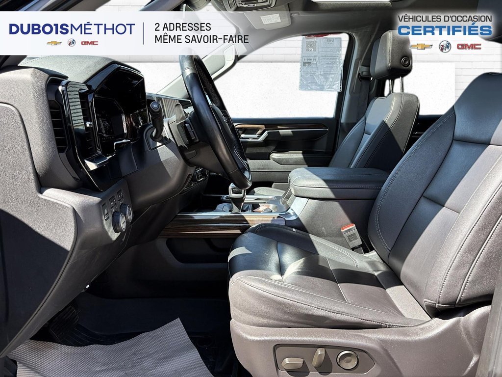 Chevrolet Silverado 1500 LT TRAIL BOSS, V8 5.3L, CUIR, CREW, TOIT, 4X4 !!! 2024 à Victoriaville, Québec - 18 - w1024h768px