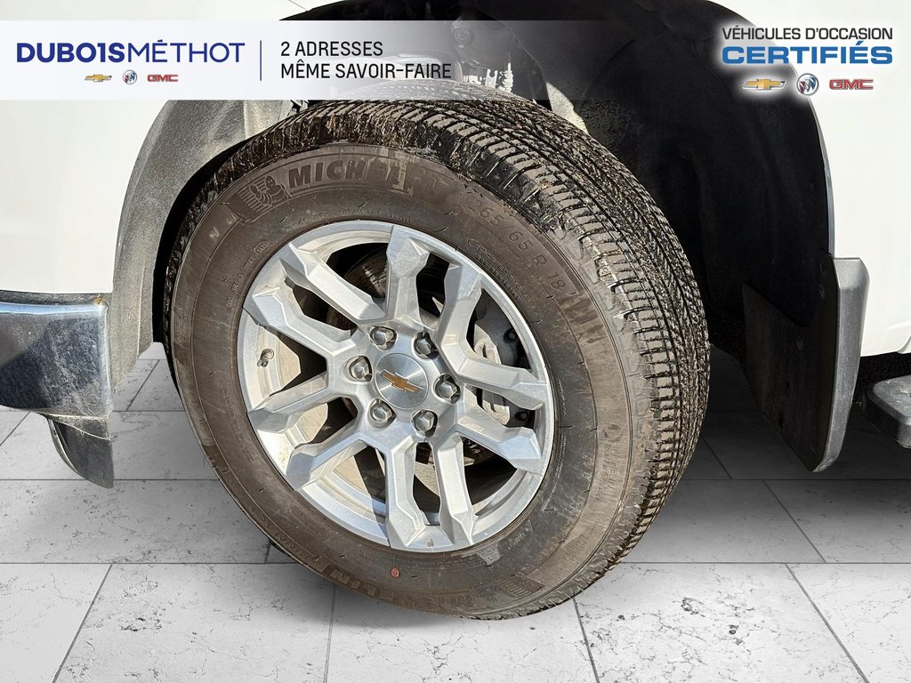 Chevrolet Silverado 1500 LT V8 5.3L CREW 4X4 CONSOLE !!! 2025 à Victoriaville, Québec - 2 - w1024h768px