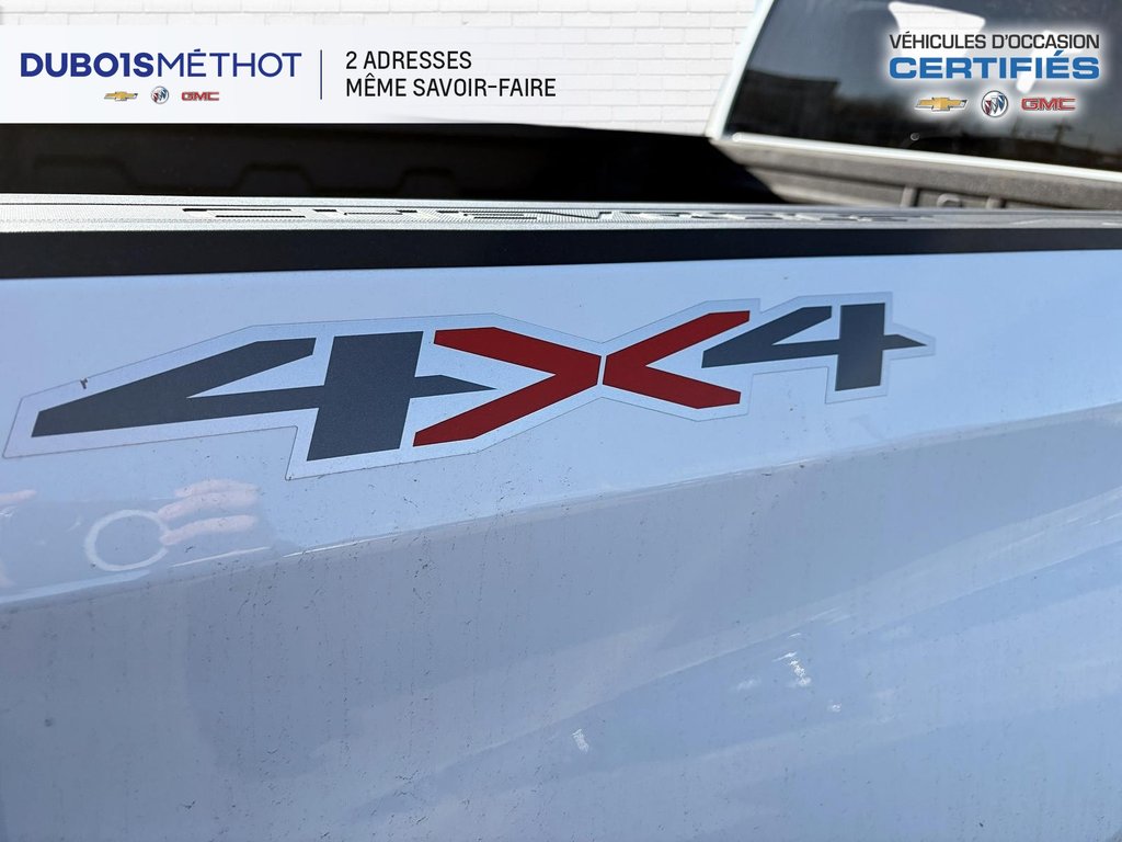 Chevrolet Silverado 1500 LT V8 5.3L CREW 4X4 CONSOLE !!! 2025 à Victoriaville, Québec - 10 - w1024h768px