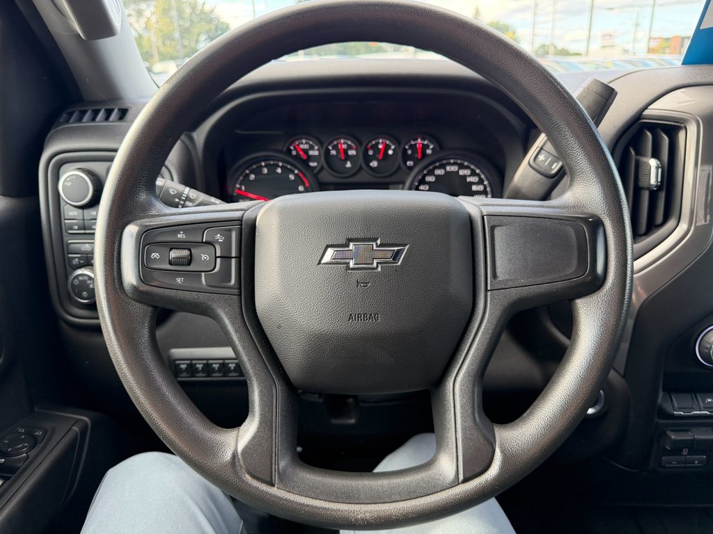 2025 Chevrolet Silverado 1500 in Plessisville, Quebec - 24 - w1024h768px