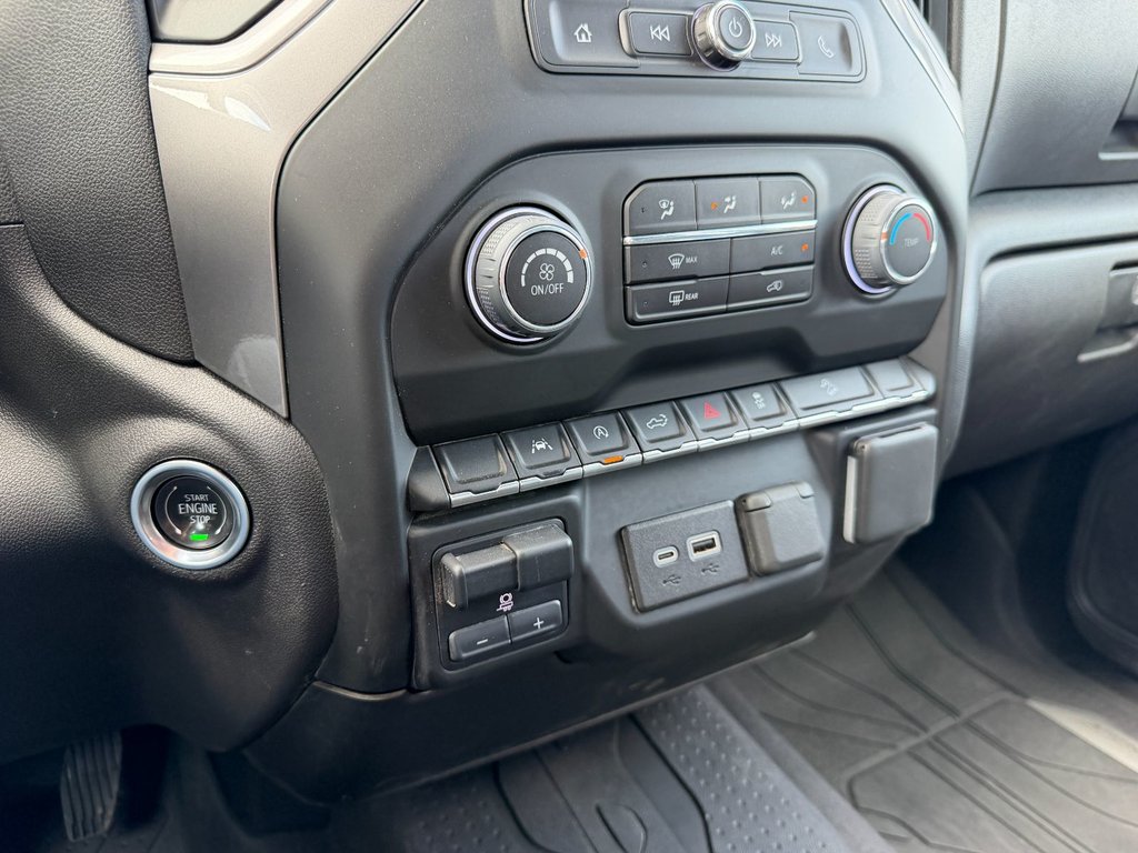 2025 Chevrolet Silverado 1500 in Plessisville, Quebec - 26 - w1024h768px