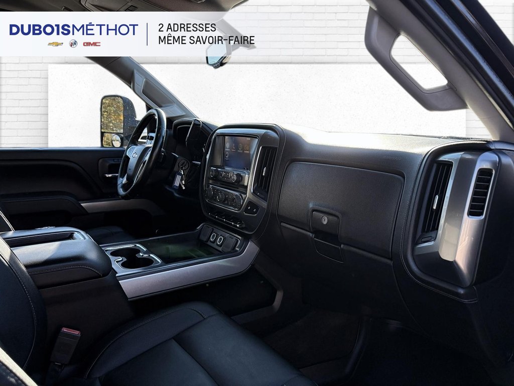 2015 Chevrolet Silverado 2500HD in Plessisville, Quebec - 18 - w1024h768px