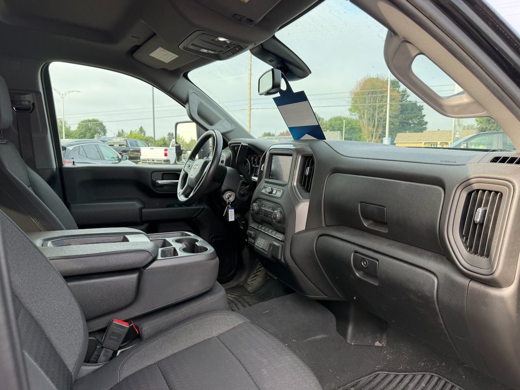 2023 Chevrolet Silverado 2500HD in Plessisville, Quebec - 10 - w1024h768px