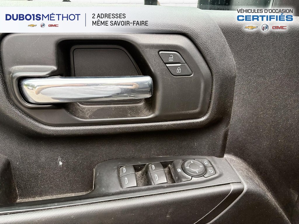 Chevrolet Silverado 2500HD CUSTOM, V8 6.6L DURAMAX, DIESEL, 4X4,CREW !!! 2023 à Victoriaville, Québec - 20 - w1024h768px