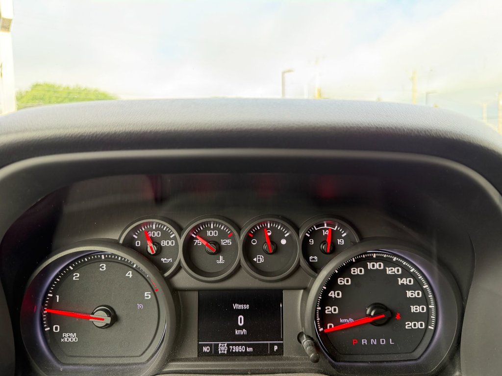 2023 Chevrolet Silverado 2500HD in Plessisville, Quebec - 21 - w1024h768px