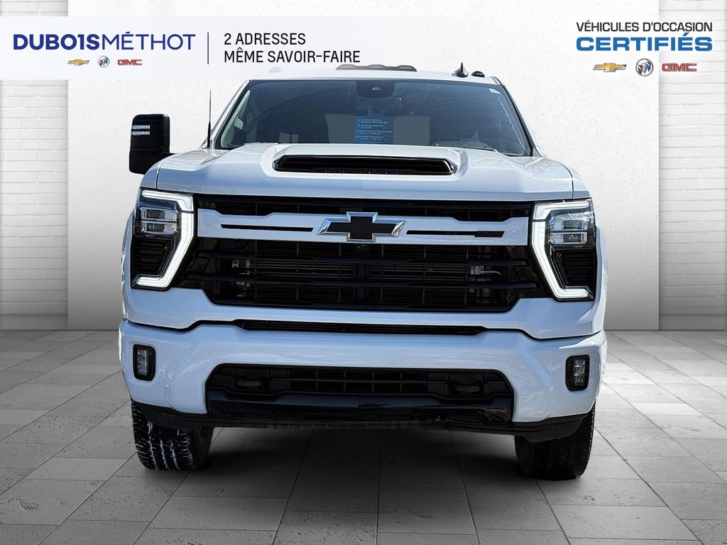 Chevrolet Silverado 2500HD LT, DURAMAX. V8 6.6L DIESEL, Z71 OFF-ROAD CONSOLE 2024 à Plessisville, Québec - 3 - w1024h768px