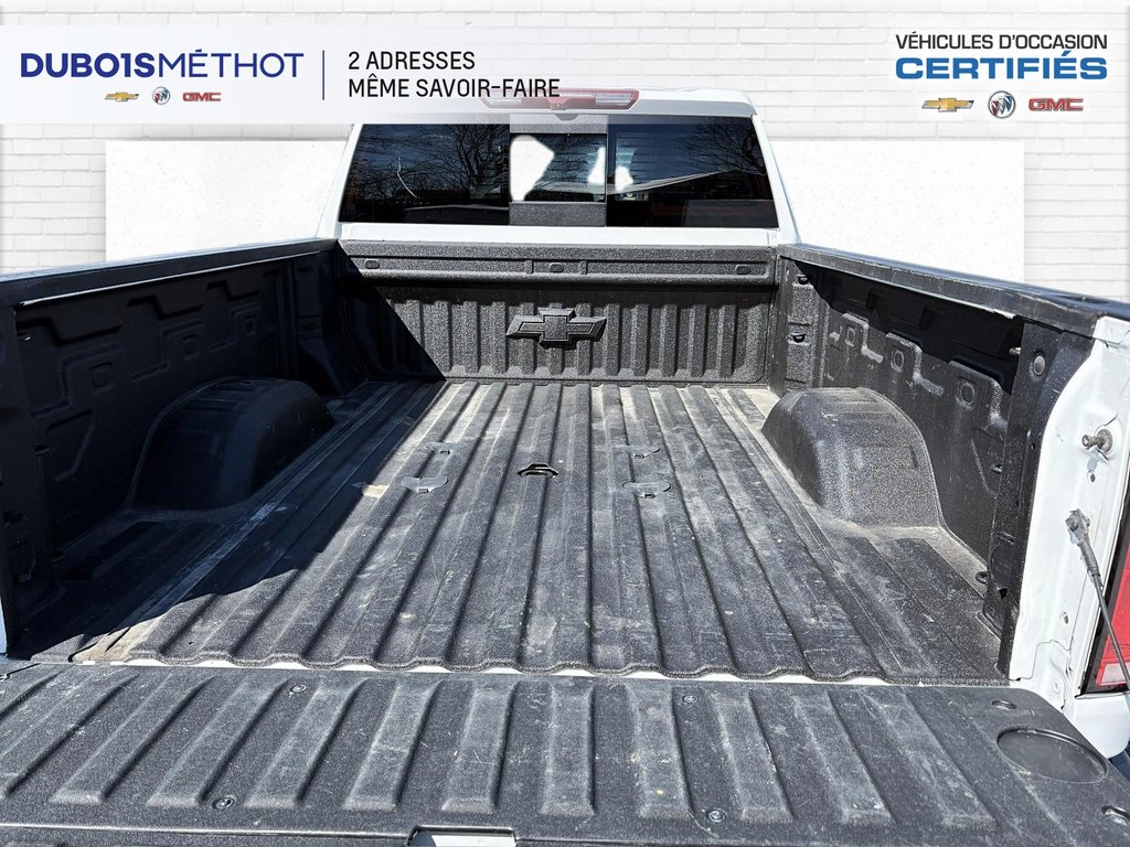 Chevrolet Silverado 2500HD LT, DURAMAX. V8 6.6L DIESEL, Z71 OFF-ROAD CONSOLE 2024 à Plessisville, Québec - 12 - w1024h768px