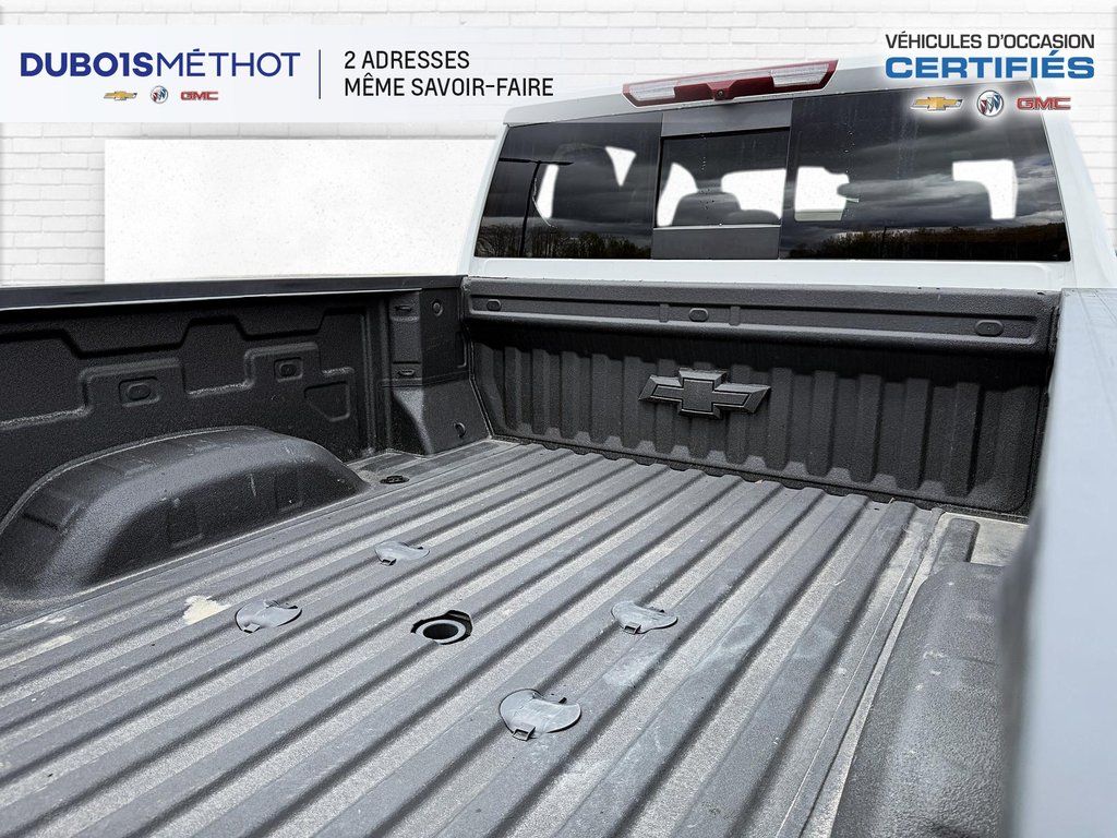 2024 Chevrolet Silverado 2500HD LT, DURAMAX. V8 6.6L DIESEL, Z71 OFF-ROAD CONSOLE in Plessisville, Quebec - 13 - w1024h768px