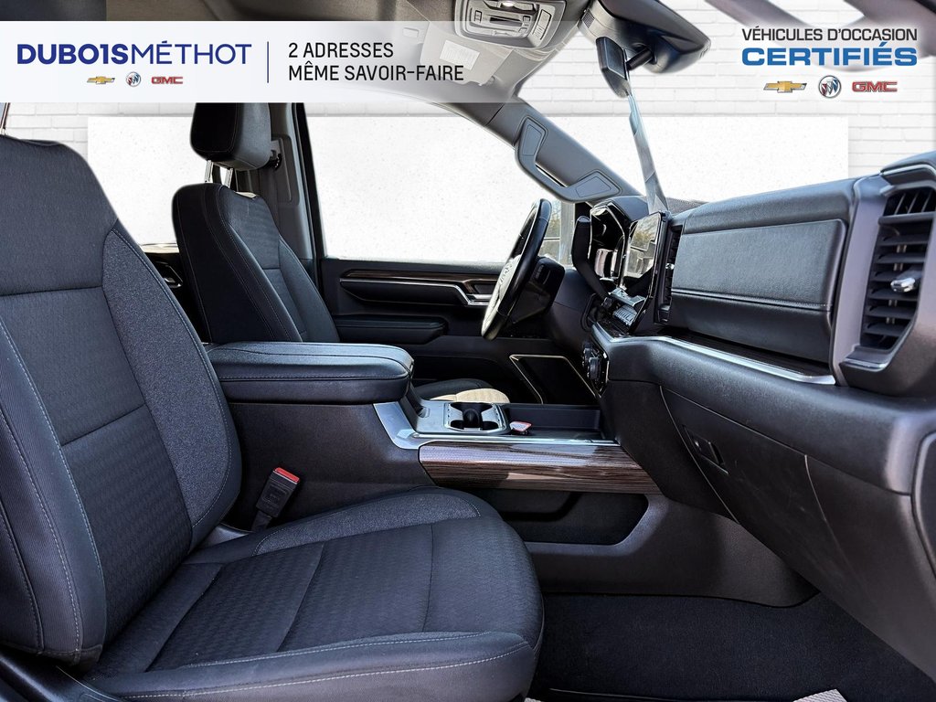 Chevrolet Silverado 2500HD LT, DURAMAX. V8 6.6L DIESEL, Z71 OFF-ROAD CONSOLE 2024 à Plessisville, Québec - 15 - w1024h768px