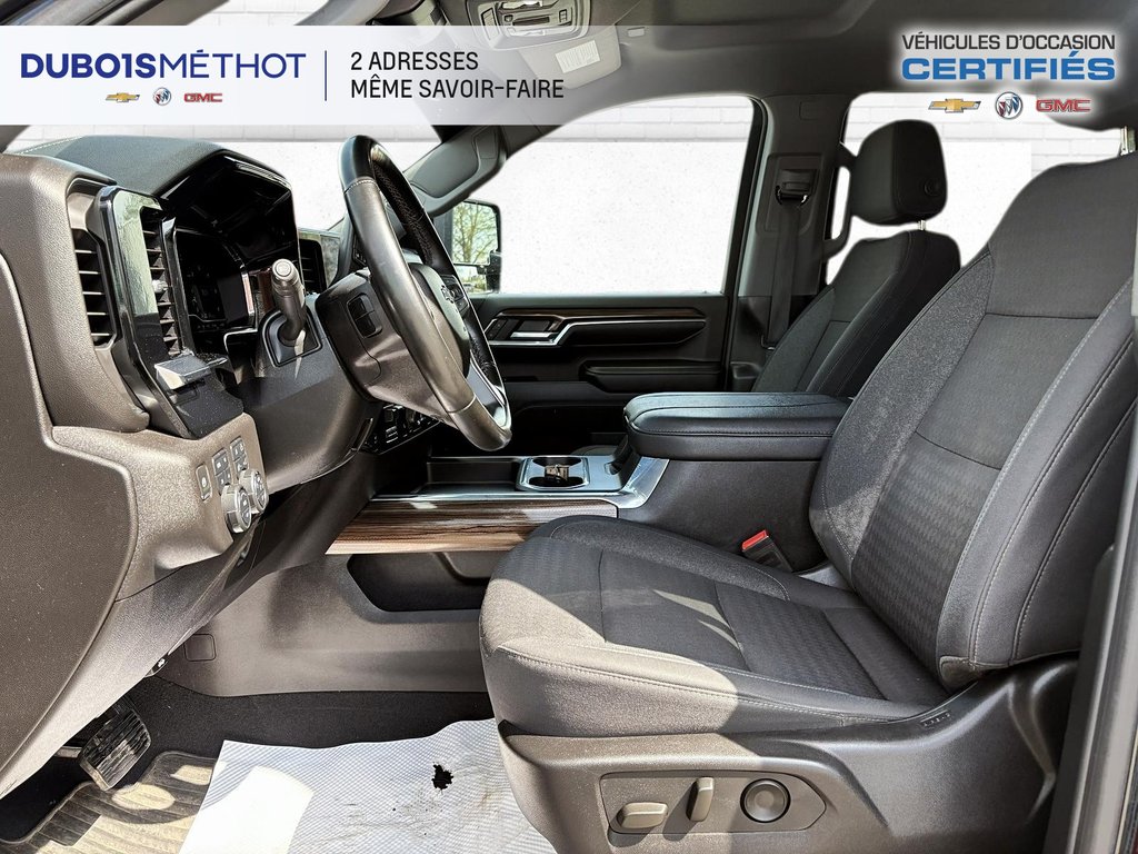 2024 Chevrolet Silverado 2500HD LT MIDNIGHT, V8 6.6L DURAMAX, Z71, CONSOLE !!! in Victoriaville, Quebec - 18 - w1024h768px