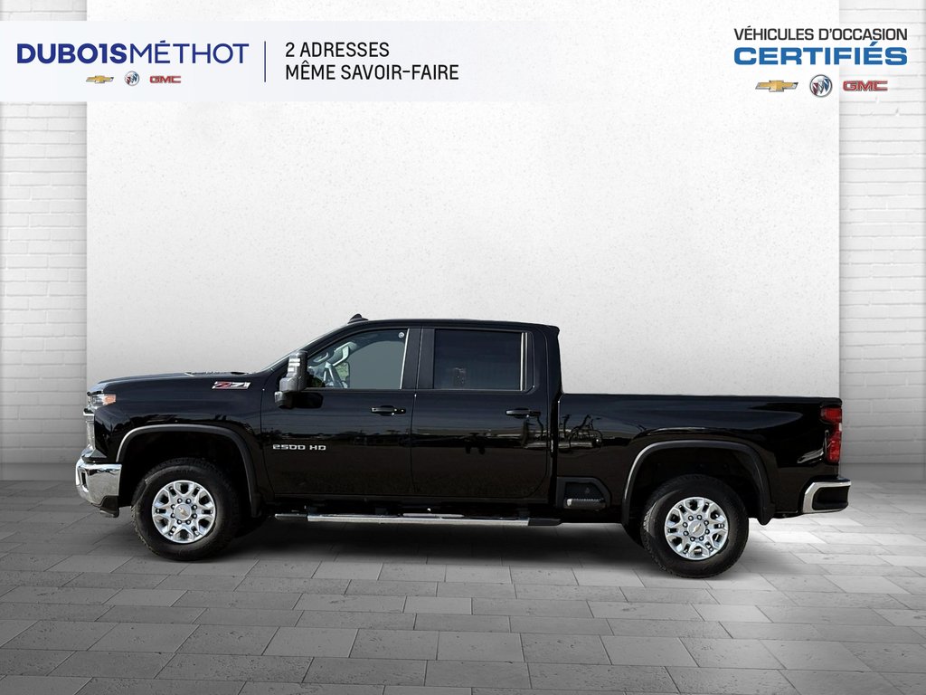 Chevrolet Silverado 2500HD LT, V8 6.6L A GAS, CREW, 4X4, Z71, CONSOLE !!! 2024 à Plessisville, Québec - 3 - w1024h768px