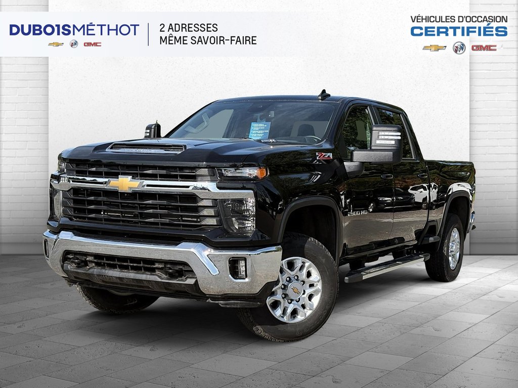 Chevrolet Silverado 2500HD LT, V8 6.6L A GAS, CREW, 4X4, Z71, CONSOLE !!! 2024 à Plessisville, Québec - 1 - w1024h768px