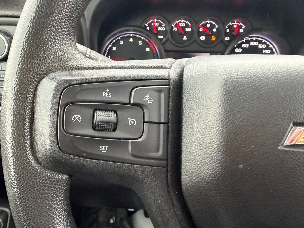 Chevrolet Silverado 2500HD  2024 à Victoriaville, Québec - 23 - w1024h768px