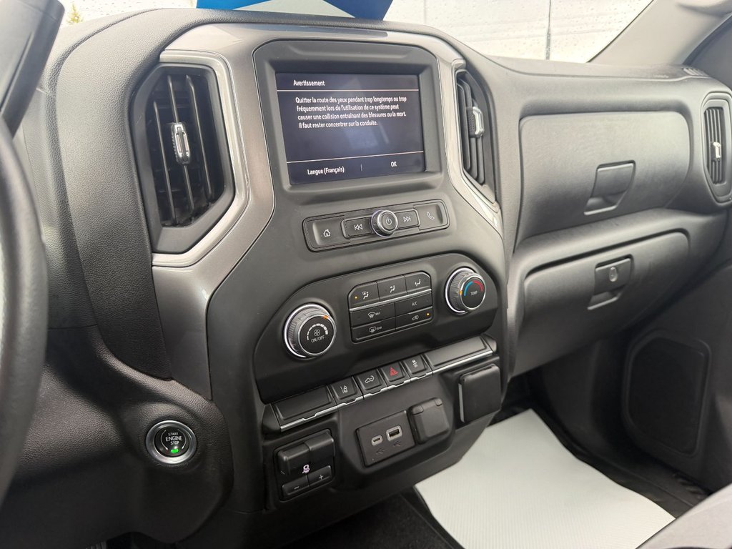 Chevrolet Silverado 2500HD  2024 à Victoriaville, Québec - 18 - w1024h768px