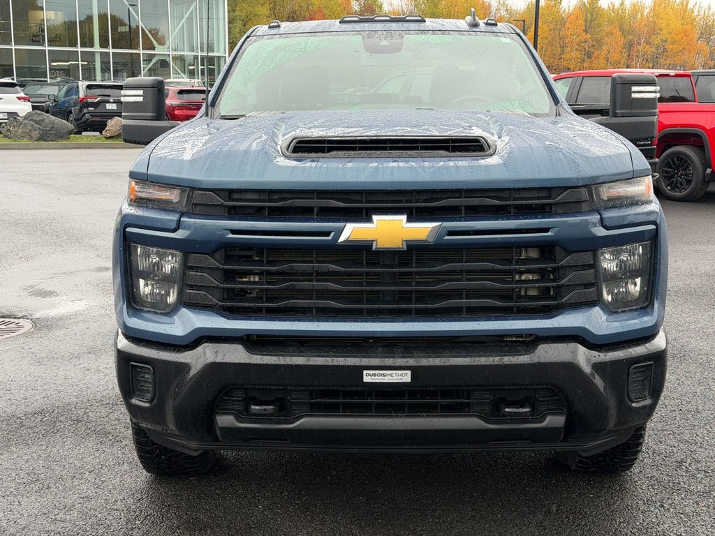Chevrolet Silverado 2500HD  2024 à Victoriaville, Québec - 3 - w1024h768px