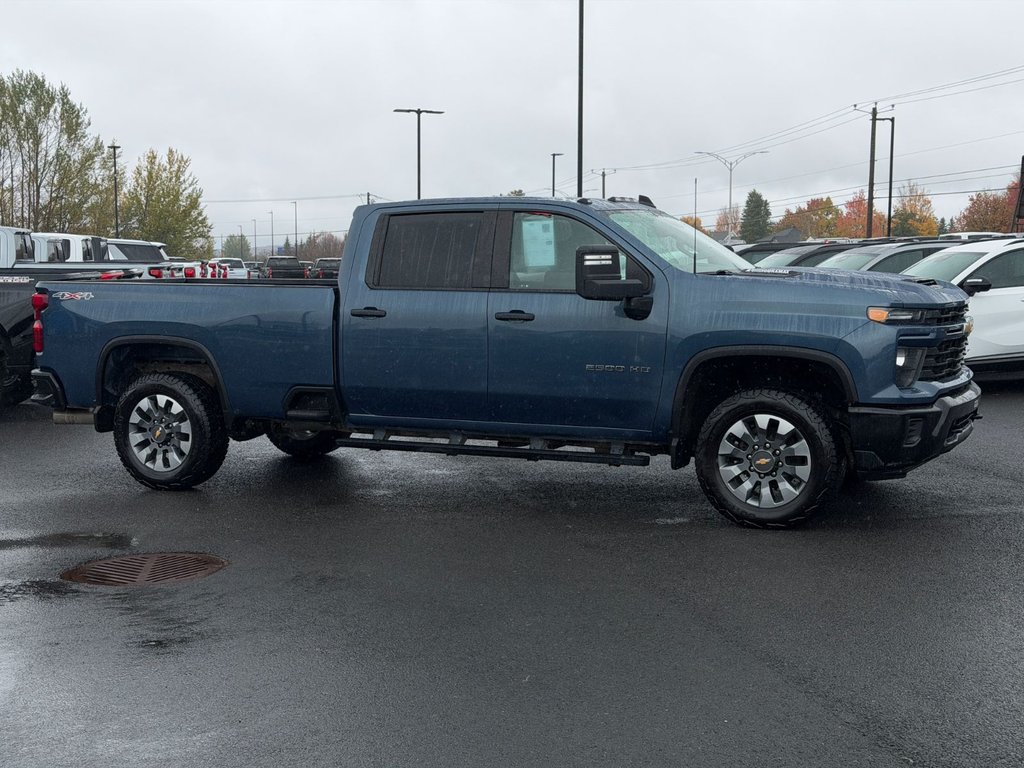 Chevrolet Silverado 2500HD  2024 à Victoriaville, Québec - 8 - w1024h768px