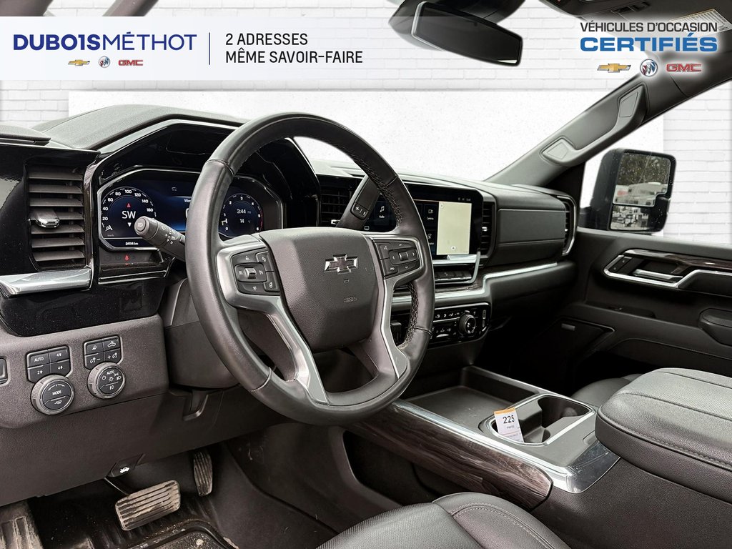 Chevrolet Silverado 2500HD LTZ TRAIL BOSS, V8 6.6L DURAMAX DIESEL, Z71,CUIR!! 2025 à Victoriaville, Québec - 14 - w1024h768px