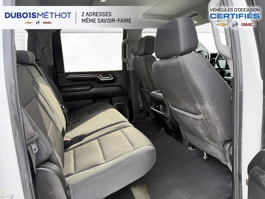 Chevrolet Silverado 3500HD LT, DOUBLE ROUE DURAMAX V8 6.6L DIESEL 4X4 CONSOLE 2024 à Plessisville, Québec - 11 - w1024h768px