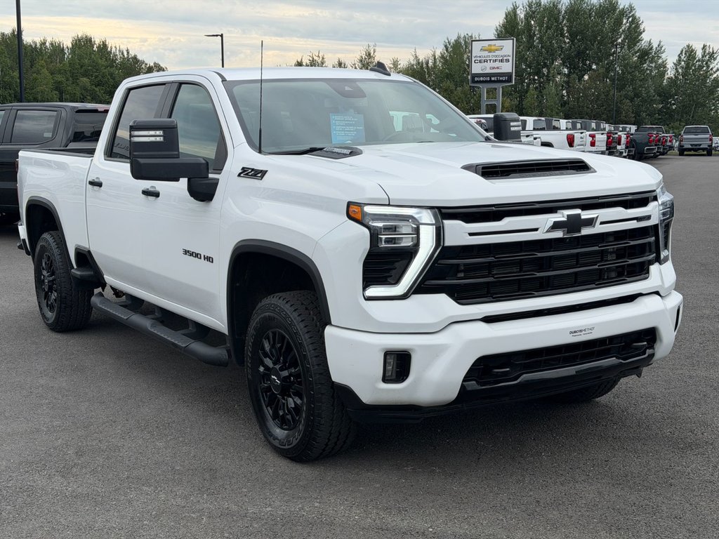 2024 Chevrolet Silverado 3500HD in Plessisville, Quebec - 11 - w1024h768px