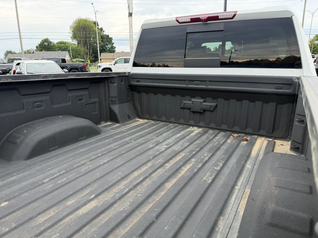 2024 Chevrolet Silverado 3500HD in Plessisville, Quebec - 12 - w1024h768px