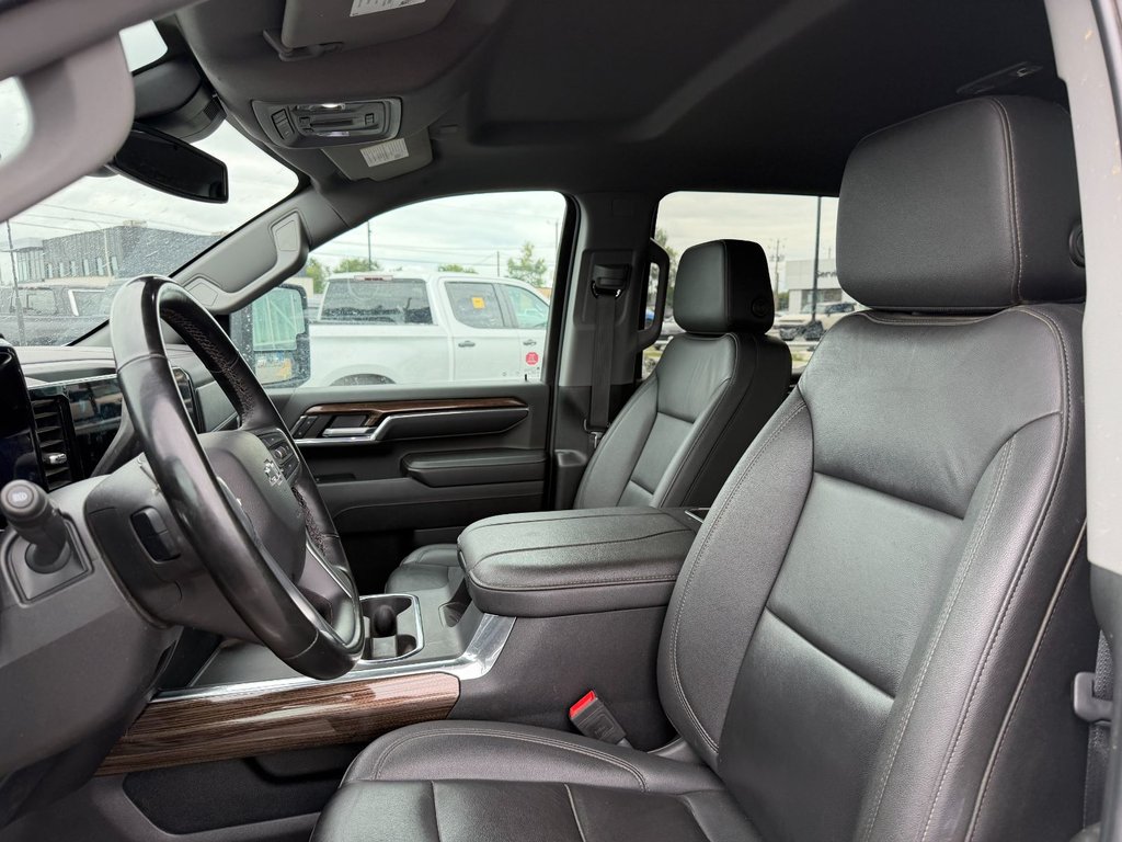 Chevrolet Silverado 3500HD  2024 à Victoriaville, Québec - 16 - w1024h768px