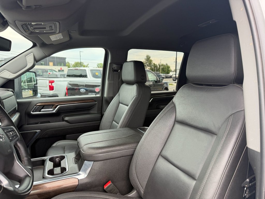 2024 Chevrolet Silverado 3500HD in Plessisville, Quebec - 21 - w1024h768px