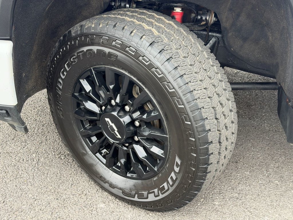 2024 Chevrolet Silverado 3500HD in Plessisville, Quebec - 2 - w1024h768px