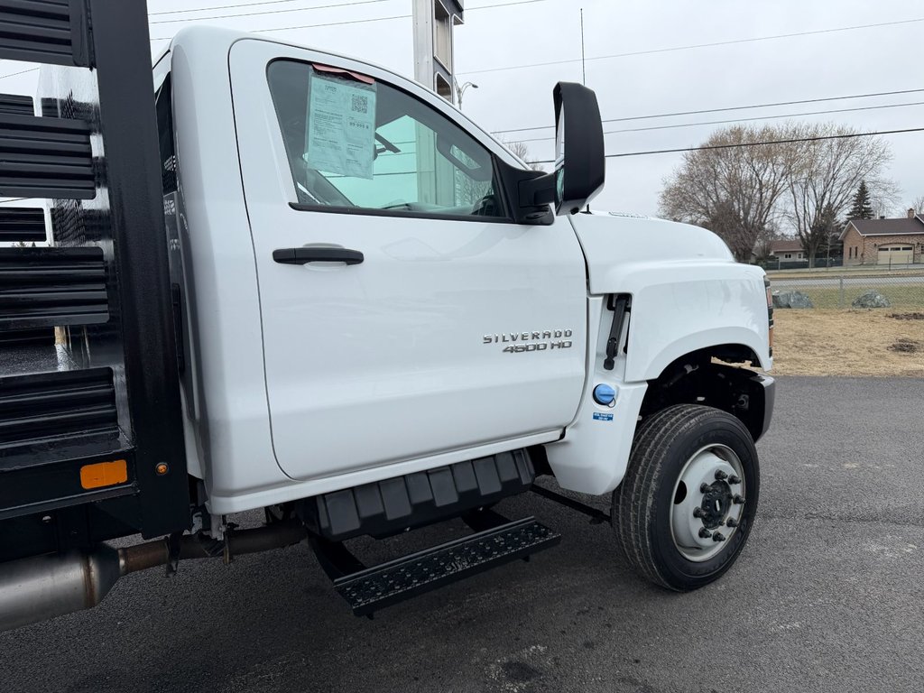 Chevrolet Silverado MD 4500 HD 4x4 DURAMAX CV 515 INTERNATIONALE F-550 2020 à Victoriaville, Québec - 22 - w1024h768px