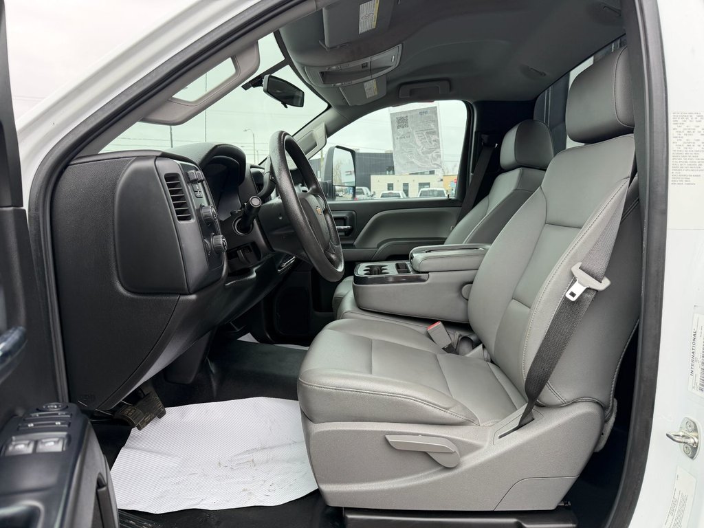 Chevrolet Silverado MD 4500 HD 4x4 DURAMAX CV 515 INTERNATIONALE F-550 2020 à Victoriaville, Québec - 27 - w1024h768px