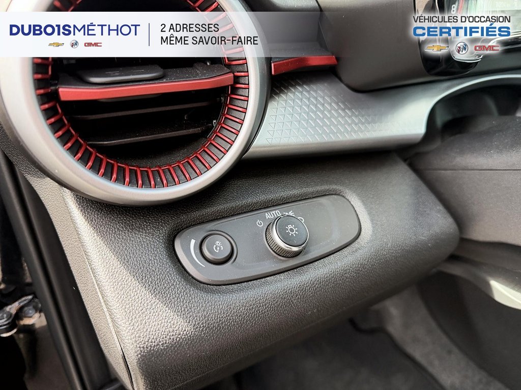 2024 Chevrolet Trax 1RS AUTOMATIQUE VUS SIEGES ET VOLANT CHAUFFANT ! in Plessisville, Quebec - 13 - w1024h768px