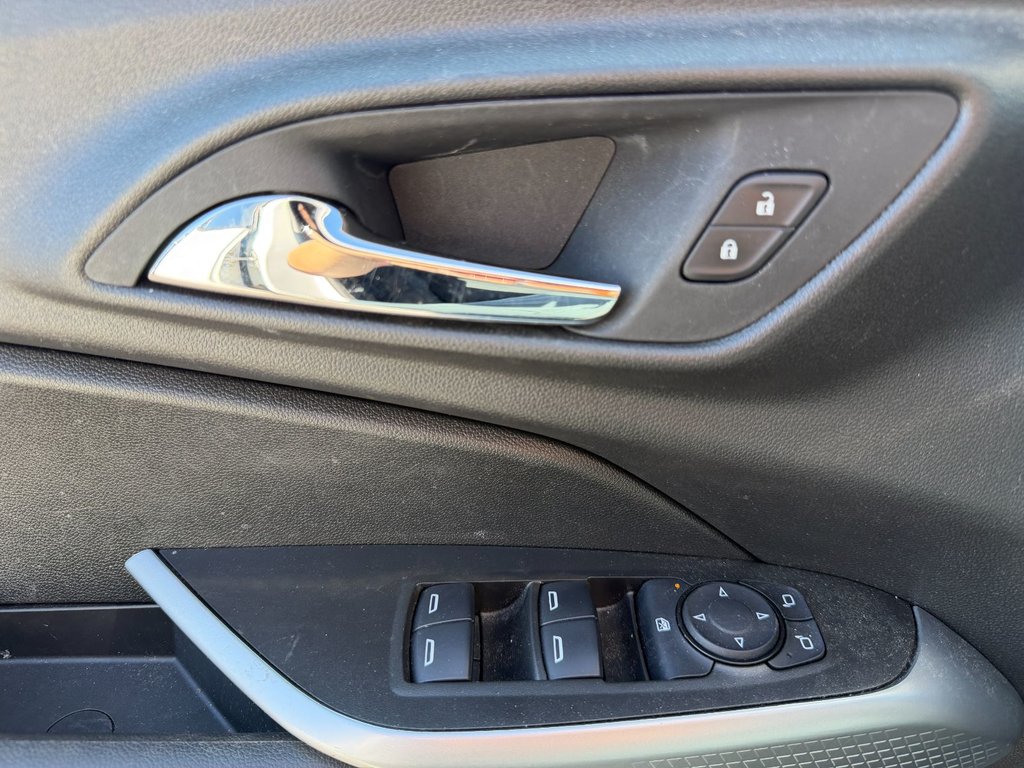 2025 Chevrolet Trax in Victoriaville, Quebec - 13 - w1024h768px