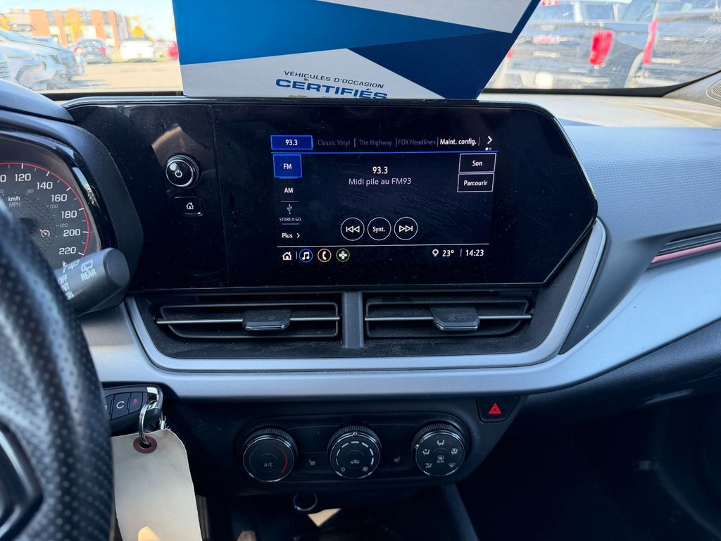 2025 Chevrolet Trax in Victoriaville, Quebec - 14 - w1024h768px