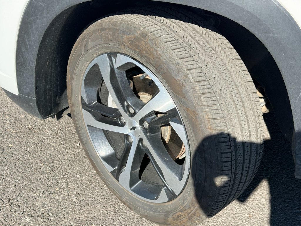 2025 Chevrolet Trax in Victoriaville, Quebec - 2 - w1024h768px