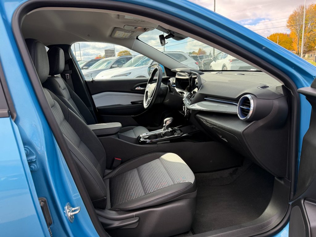2025 Chevrolet Trax in Plessisville, Quebec - 12 - w1024h768px